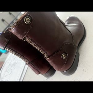 Frye Melissa Short Button Back Zip Boot